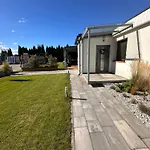 Apartment Jacuzzi Bubble - 15 Minutes Drive From The Old Town *