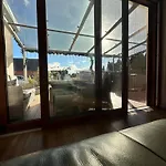 Apartment Jacuzzi Bubble - 15 Minutes Drive From The Old Town