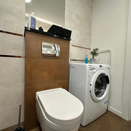 Jacuzzi Bubble - 15 Minutes Drive From The Old Town