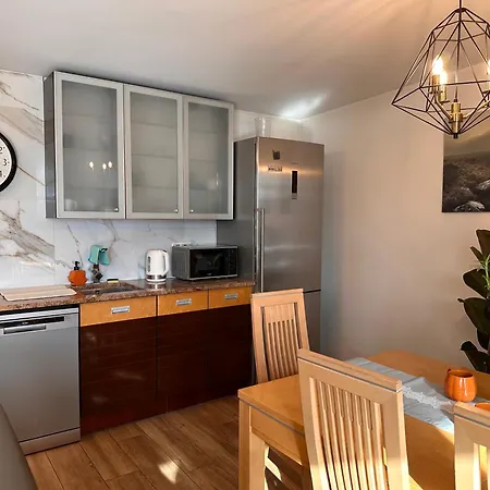 Jacuzzi Bubble - 15 Minutes Drive From The Old Town Apartment *