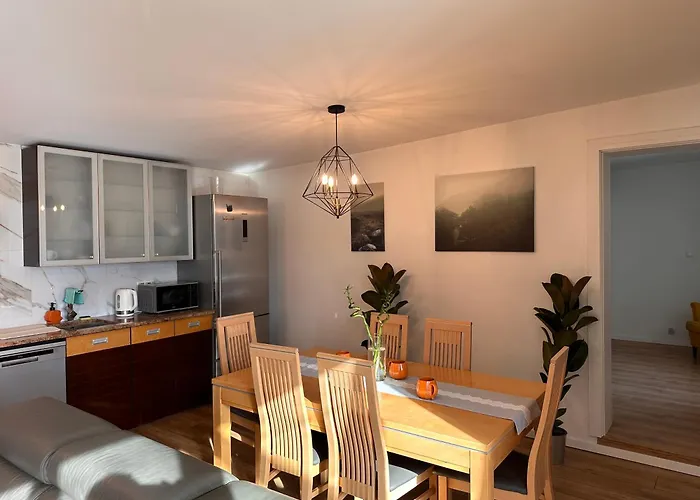 Daire Jacuzzi Bubble - 15 Minutes Drive From The Old Town *