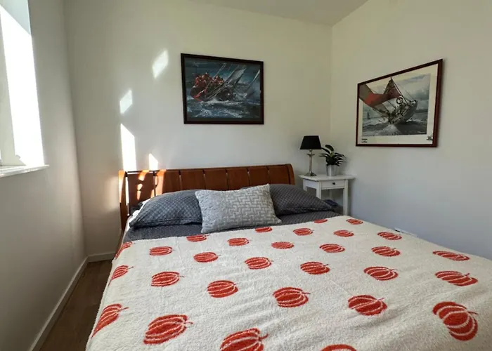 Jacuzzi Bubble - 15 Minutes Drive From The Old Town Daire