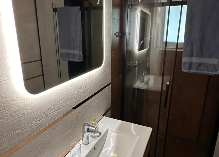 Jacuzzi Bubble - 15 Minutes Drive From The Old Town Daire Borkowo (Gdansk)